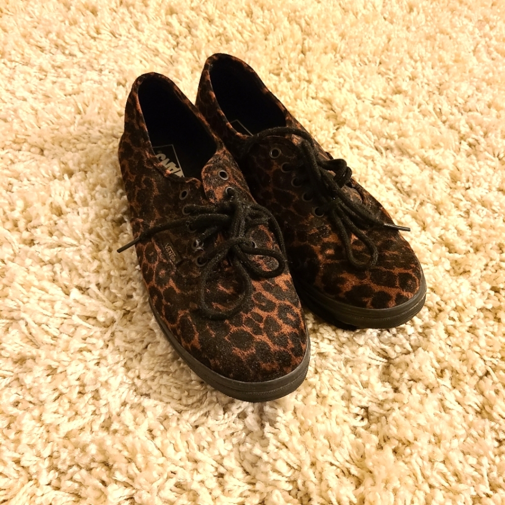Leopard print vans with black laces